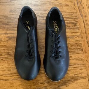BNWOT So Danca little kids tap shoes, size 10.5